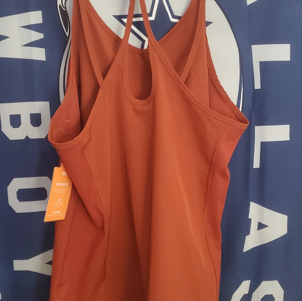 Women's Exercise Tank - Picture 2 of 6